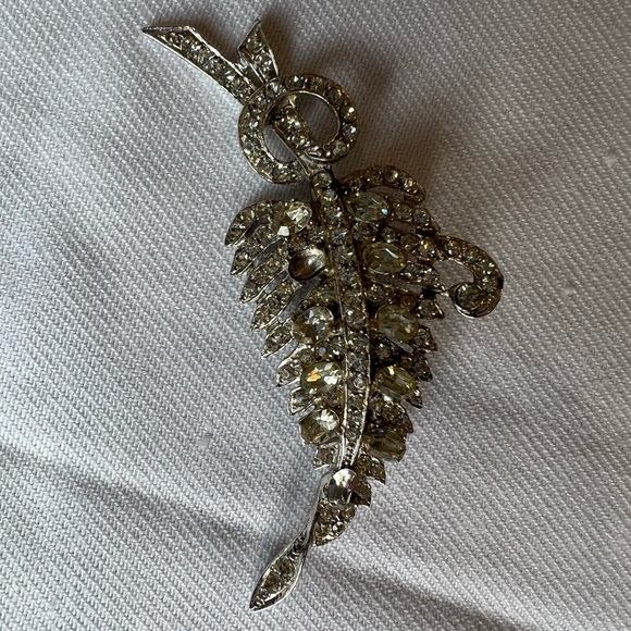 Joseph Wiesner Vintage Crystal Rhinestone Pin Brooch - Picture 3 of 5